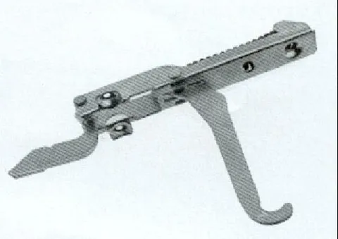Charnière de porte four – pièce détachée four, cuisinière, table de cuisson et hotte